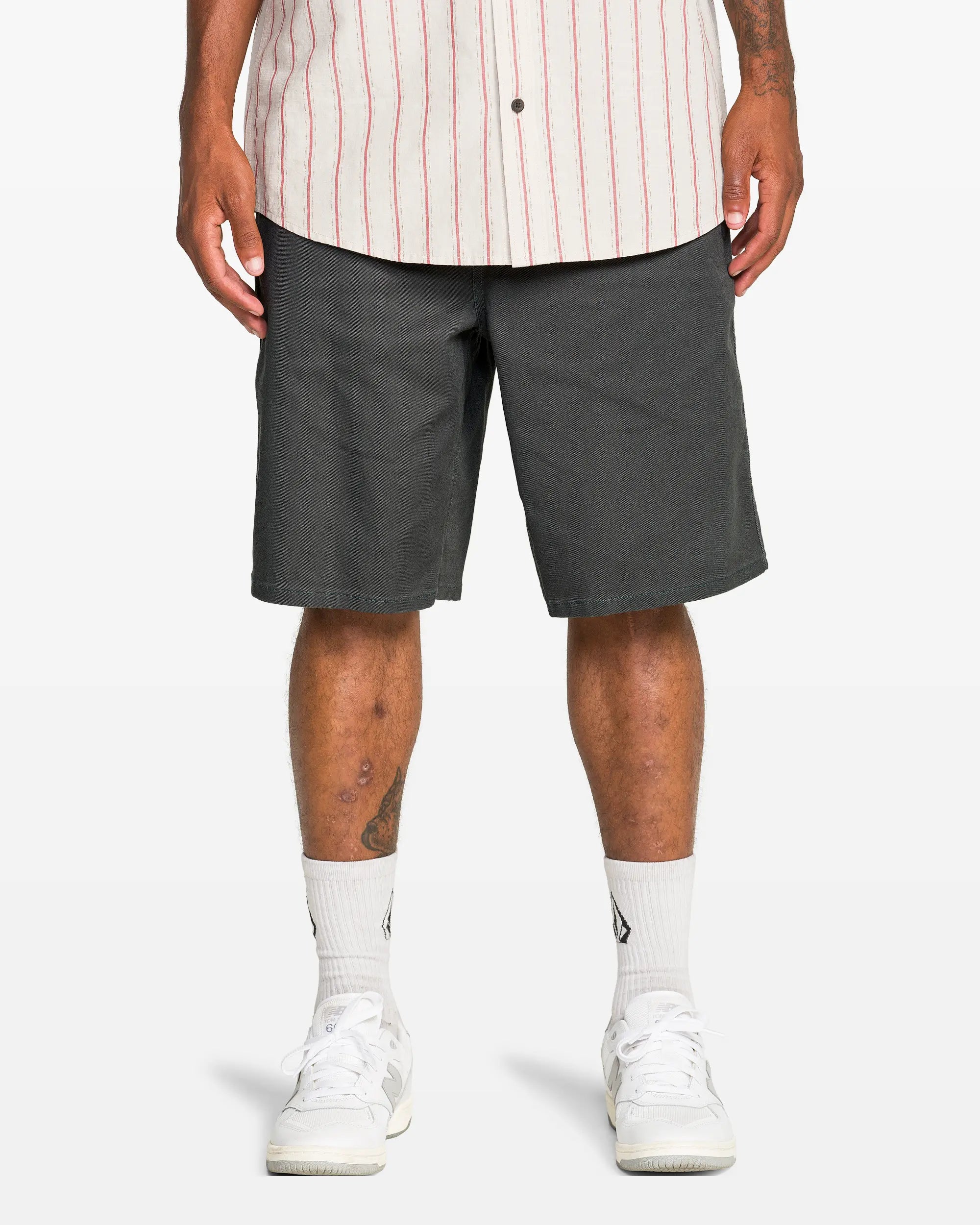 Volcom Mens Shorts Billow 22