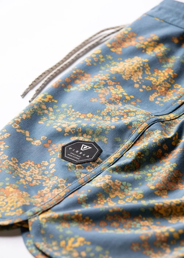 Vissla Mens Boardshorts Botanica 18.5