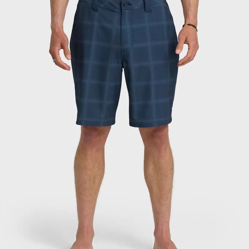 Quiksilver Mens Shorts Union Print Amphibian 20" Hybrid
