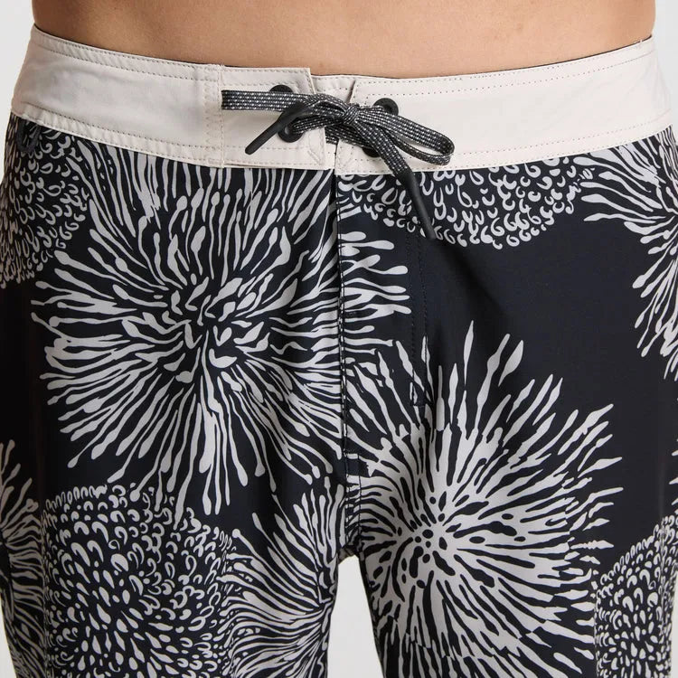 Roark Revival Mens Boardshorts Passage 18.5