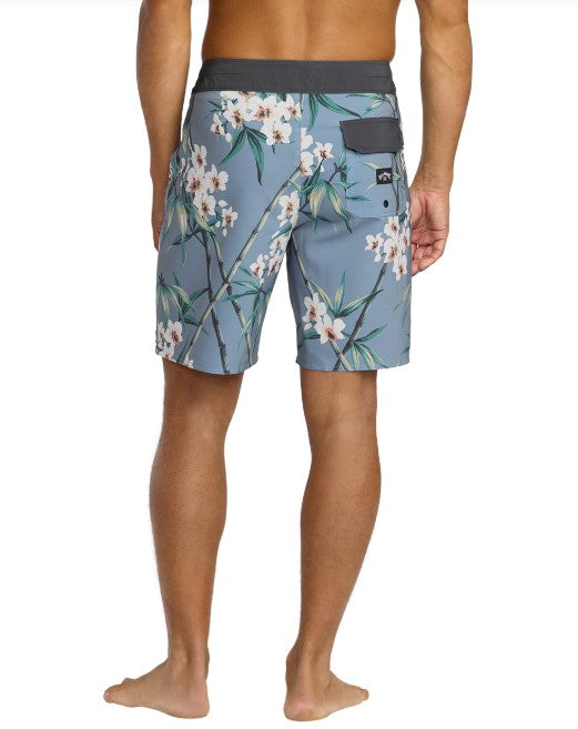 Billabong Mens Boardshorts Sundays Pro Performance 18.5