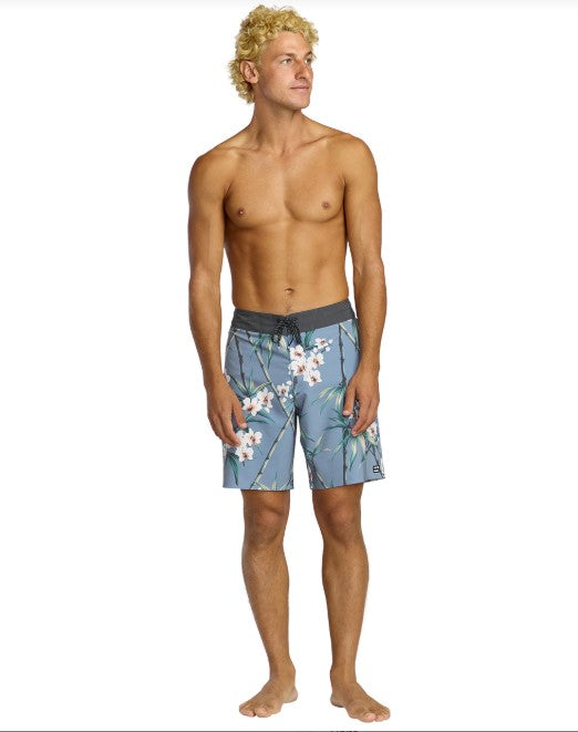 Billabong Mens Boardshorts Sundays Pro Performance 18.5