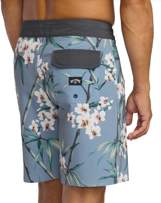 Billabong Mens Boardshorts Sundays Pro Performance 18.5