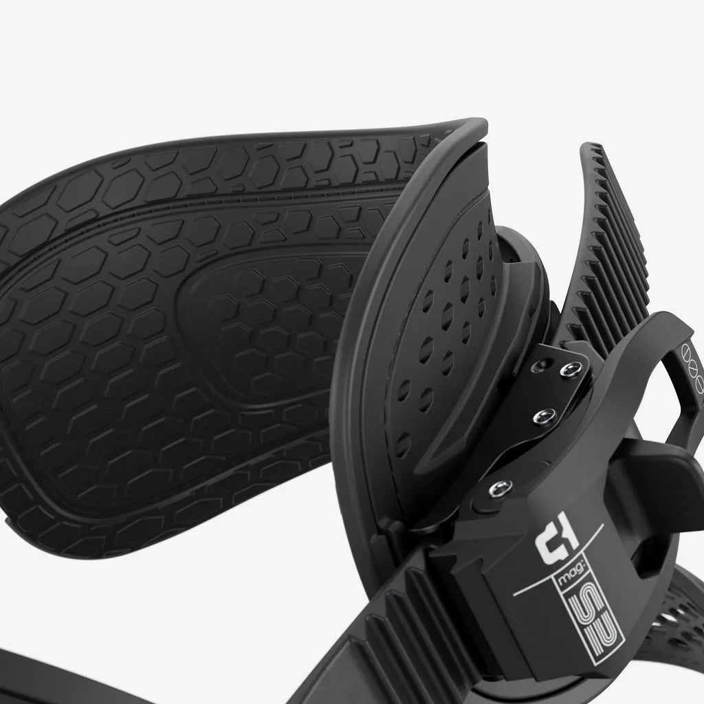 Union Binding Company Mens Snowboard Bindings Force