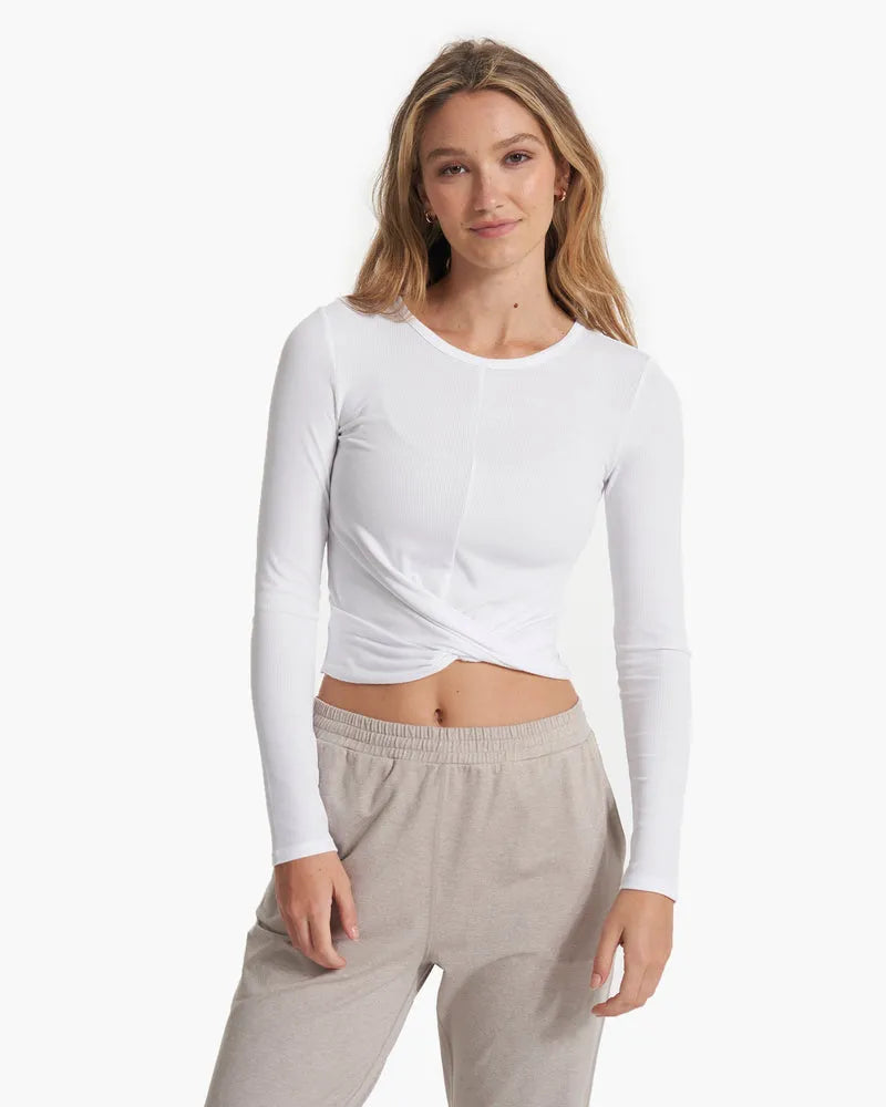 Vuori Womens Shirt Long Sleeve Cove Twist Tee