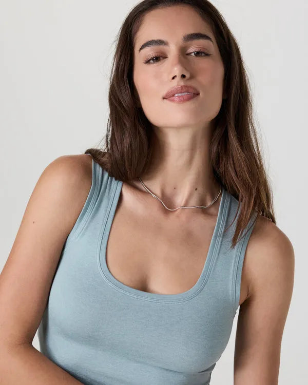 Vuori Womens Tank Top Halo Essential Scoop Tank