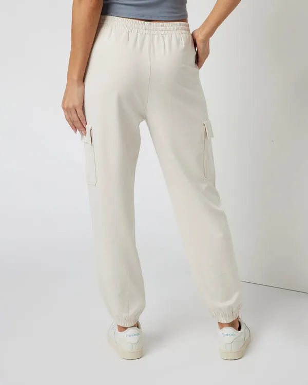 Vuori Womens Pants Boyfriend Cargo Jogger