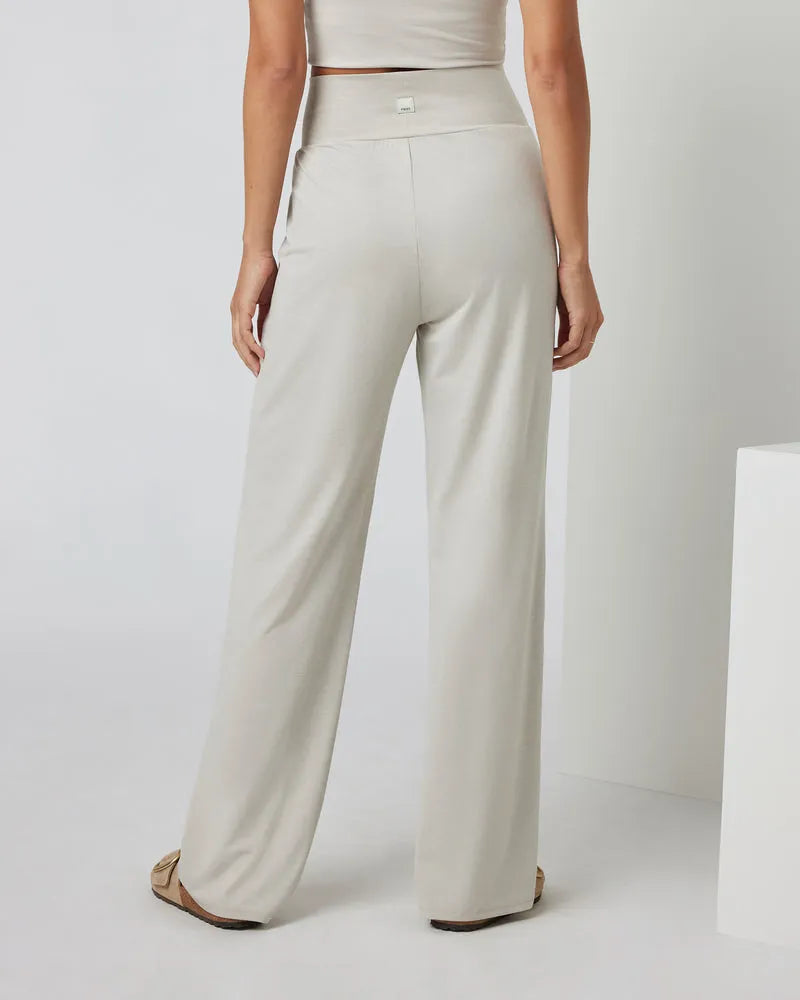 Vuori Womens Pants Lux At Ease Straight