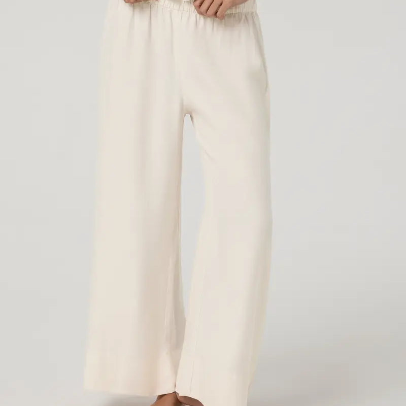 Vuori Womens Pants Trestles Twill Crop Wideleg Pant