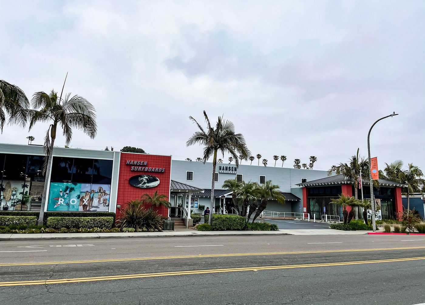 We asked the AI Super Computer to Give Us the Top 10 Surf Shops in America