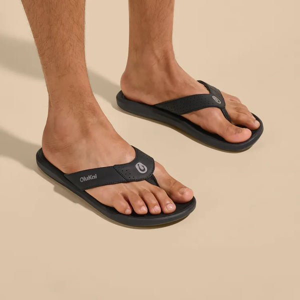Olukai Mens Sandals Pili
