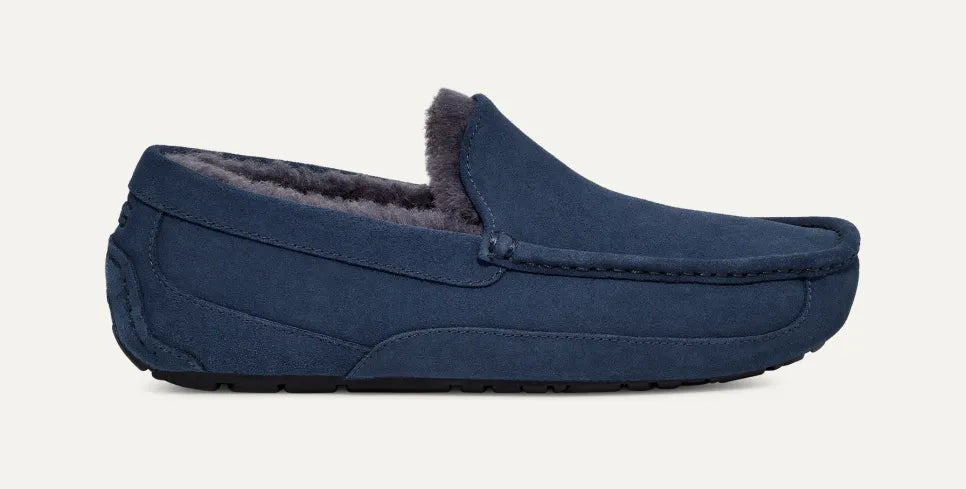 【メンズ・カジュアル・セール】UGG Men's Edmond フーディ UGG Men's Ascot Suede Slipper | Costco