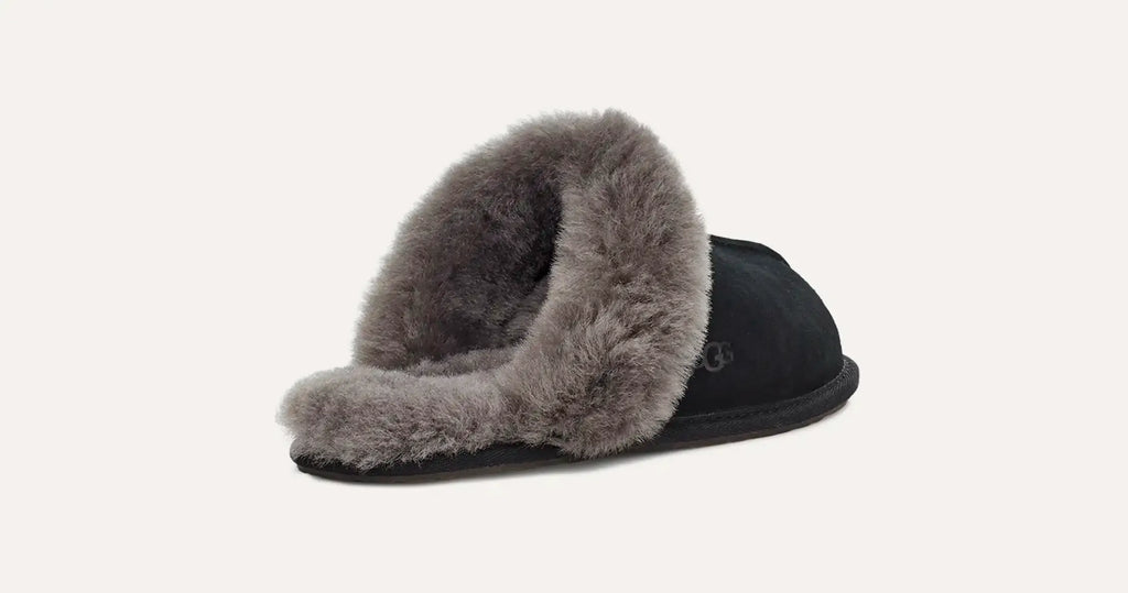 UGG Womens Slipper Scuffette II