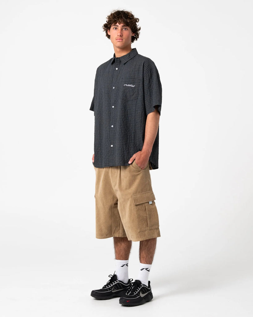 Rusty Mens Woven Defender