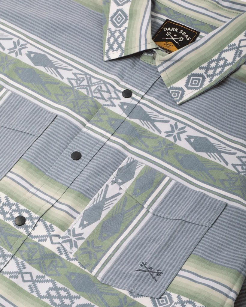 Dark Seas Mens Woven Roadrunner