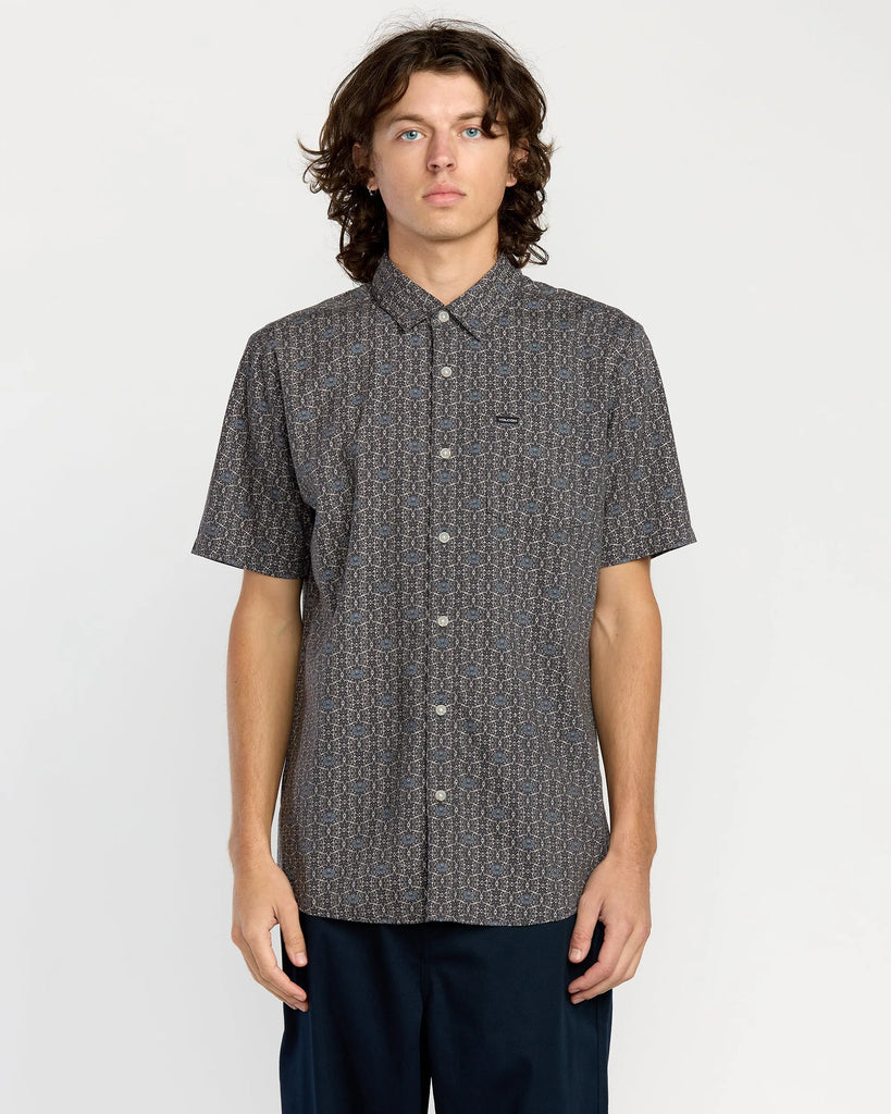 Volcom Mens Woven Scaler Stone