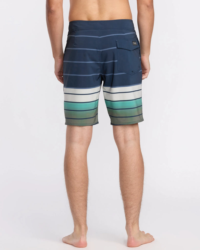 Volcom Mens Boardshorts Quarta Fade Mod