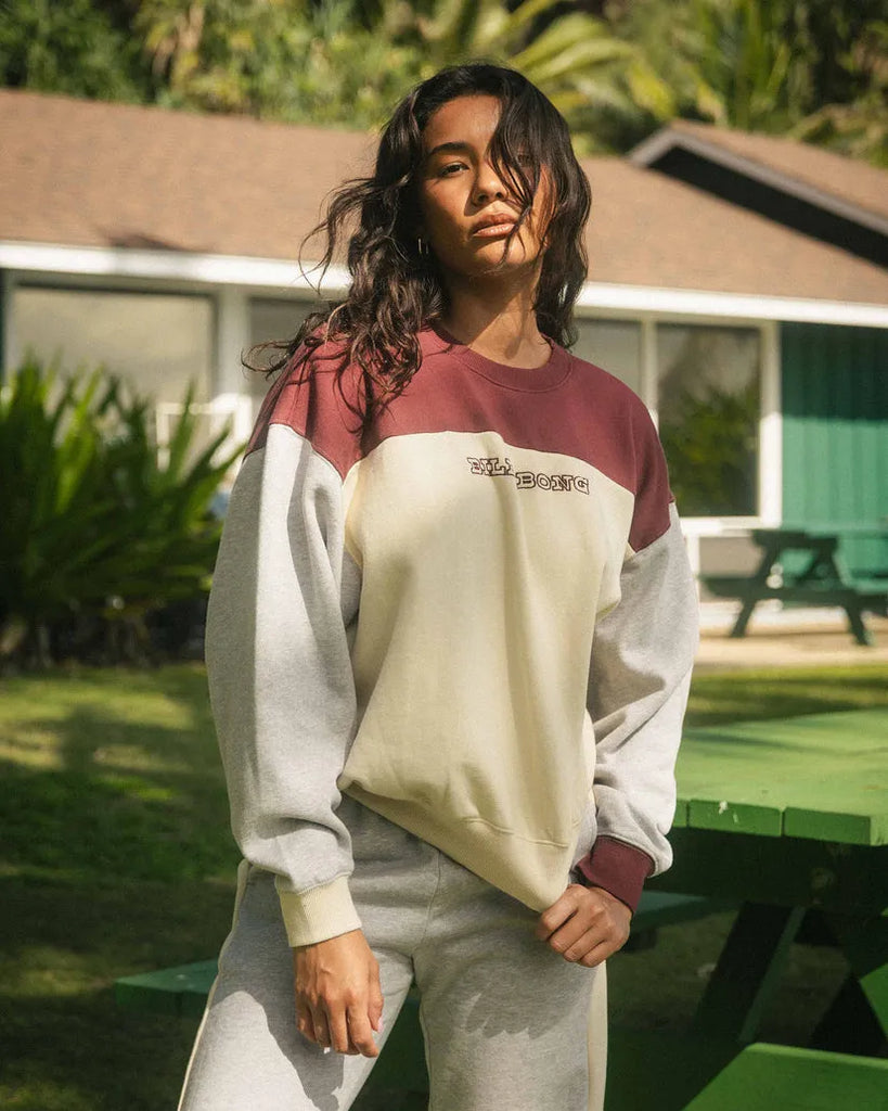 Billabong Womens Sweatshirt Get It Kendal Crewneck