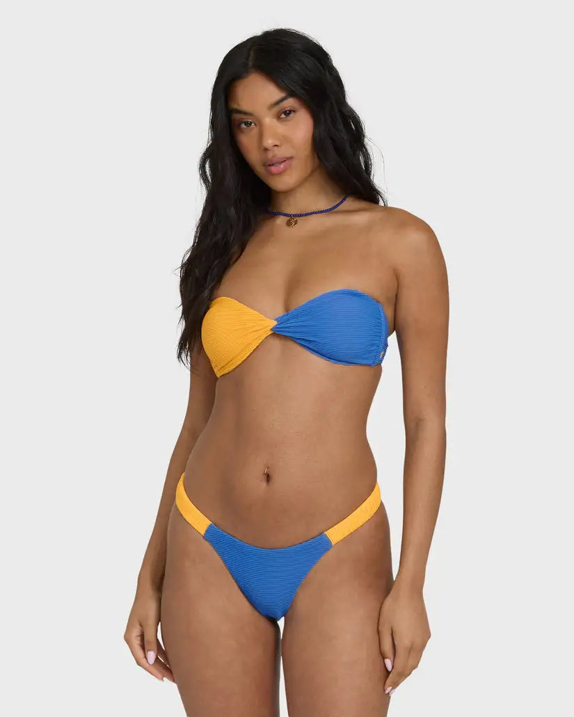 Billabong Womens Bikini Top Tanlines Twist Bandeau