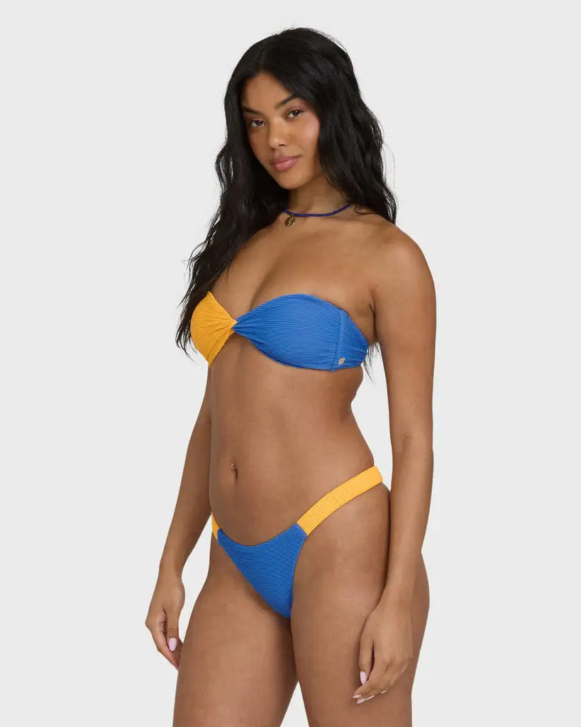 Billabong Womens Bikini Top Tanlines Twist Bandeau