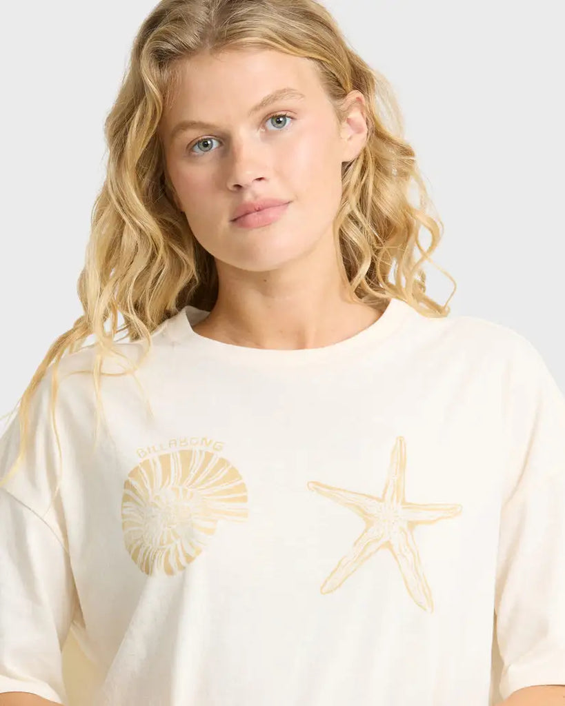 Billabong Womens Shirt In Front Of Me
