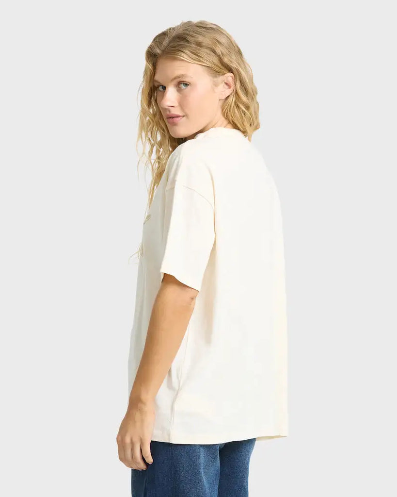 Billabong Womens Shirt In Front Of Me