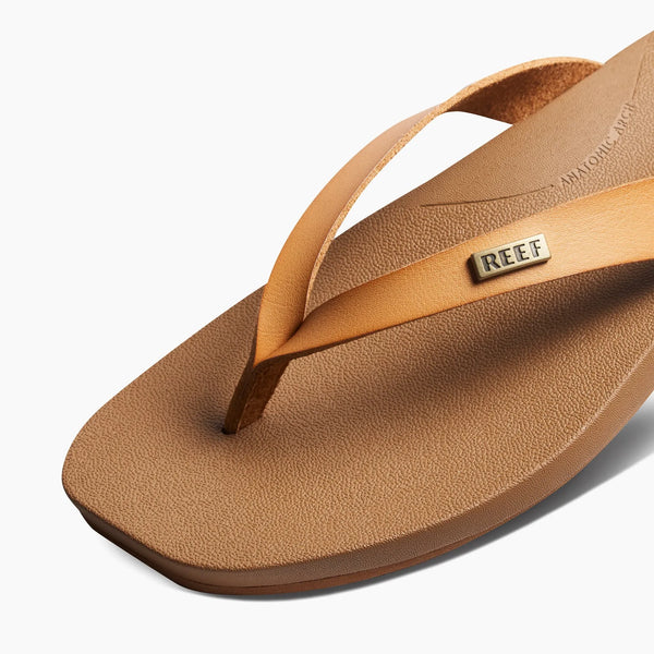 Womens reef sandals 2025 with arch support