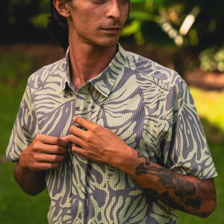 Roark Revival Mens Woven Bless Up Breathable Stretch