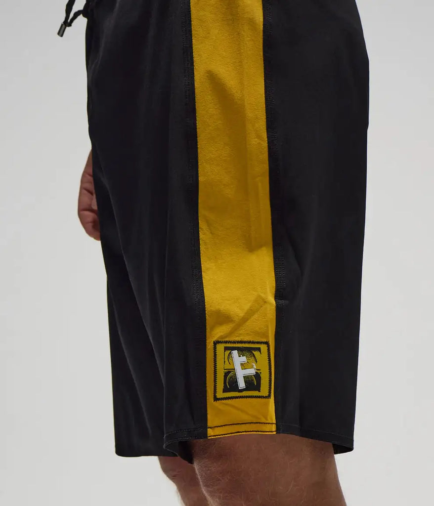 Former Mens Boardshorts DXD 20