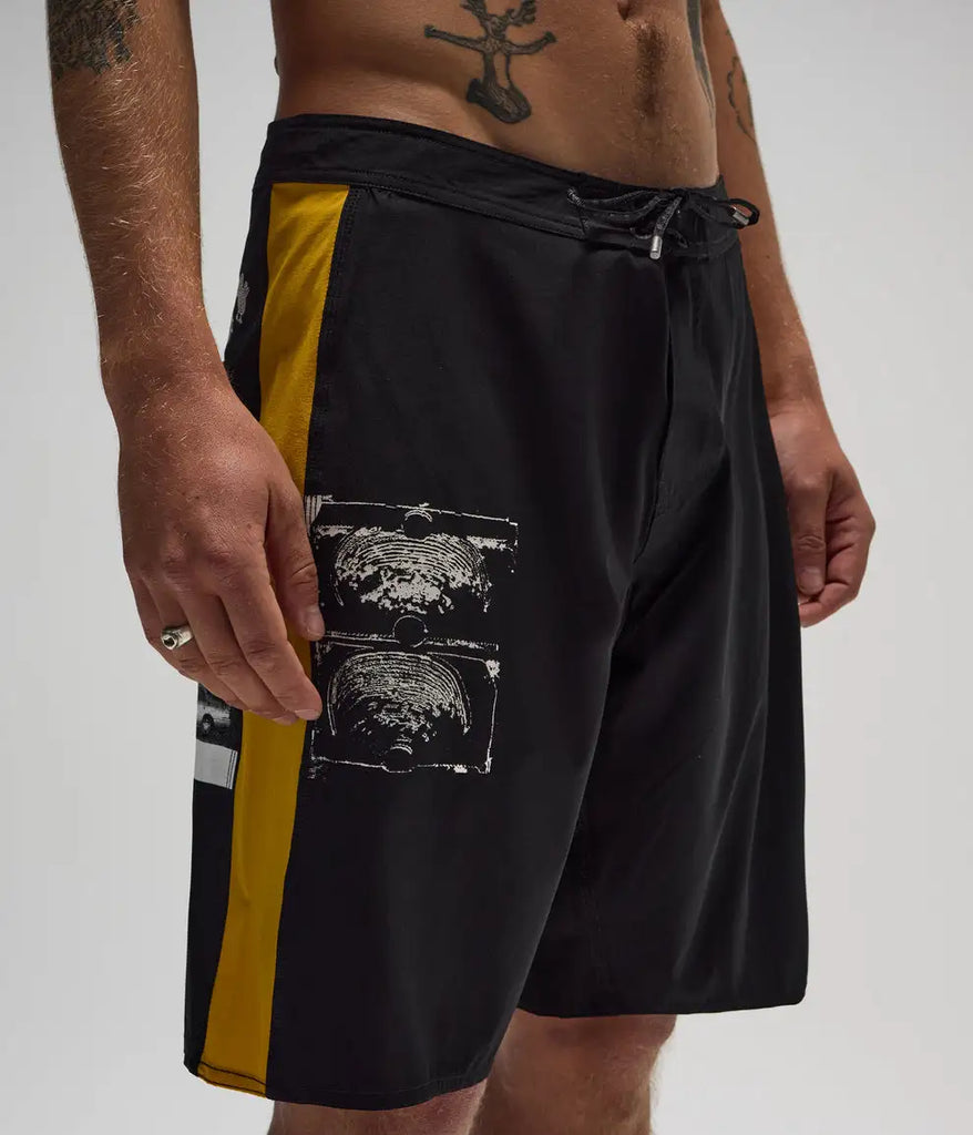 Former Mens Boardshorts DXD 20