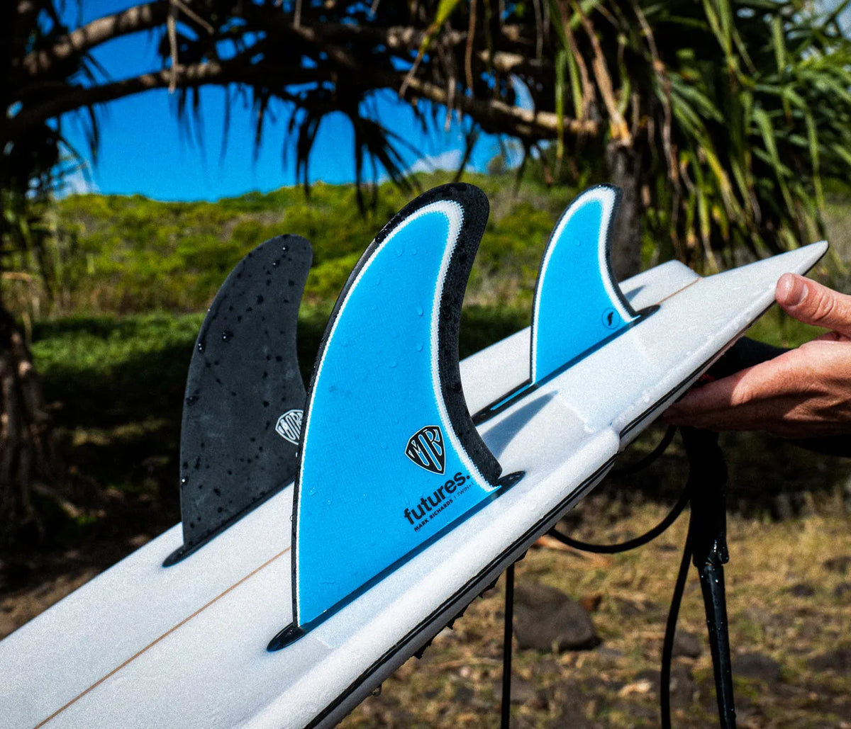 Futures Surfboard Fins Mark Richards Twin+1 Fins – Hansen Surfboards