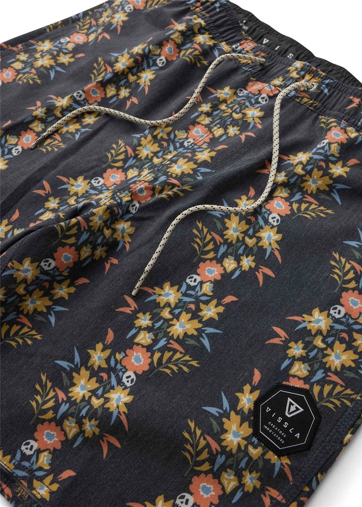 Vissla Mens Boardshorts Voodoo Vines 16.5