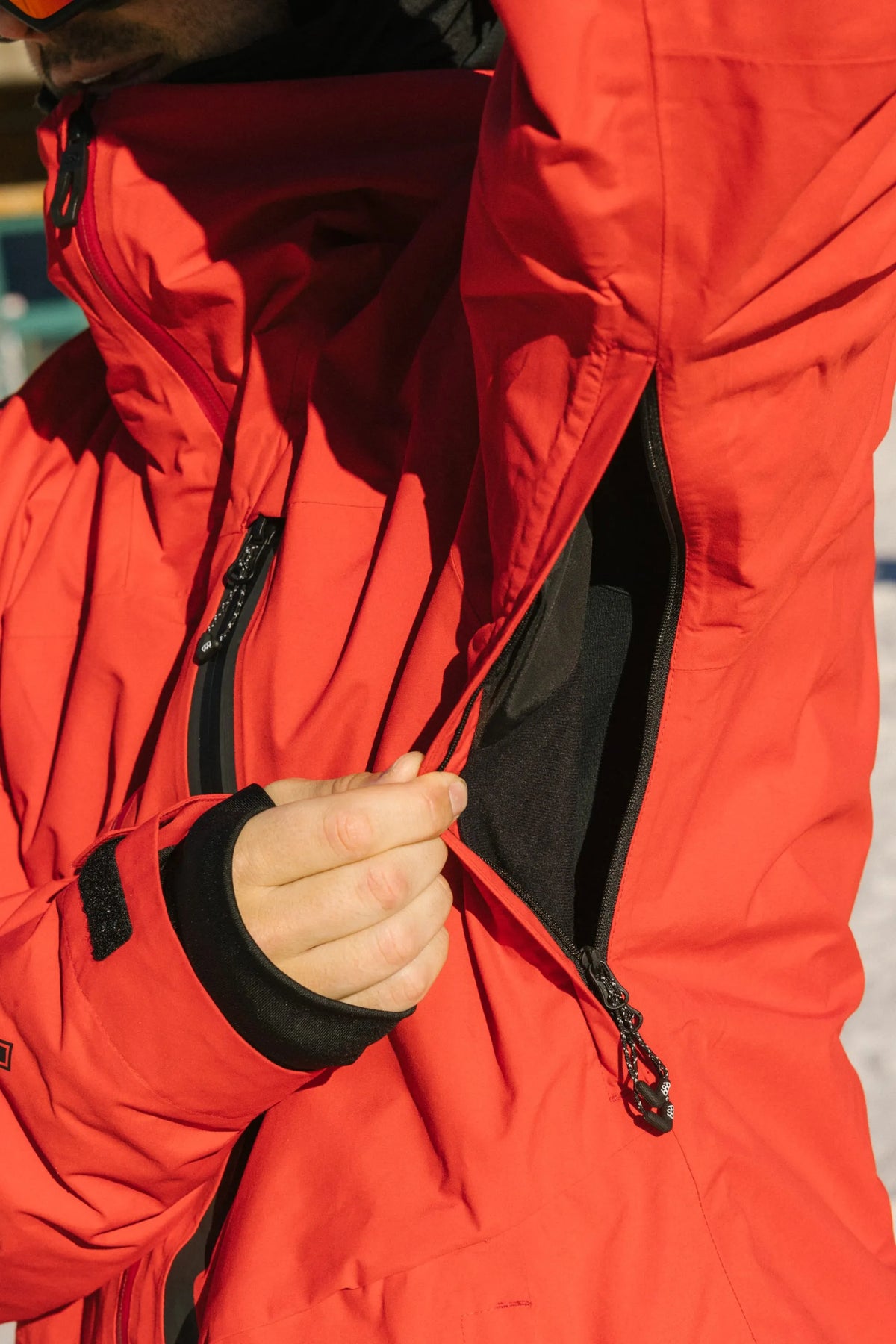686 Mens Snow Jacket GORE-TEX GT Thermagraph – Hansen Surfboards 686 Mens Snow Jacket GORE-TEX GT Thermagraph – Hansen Surfboards