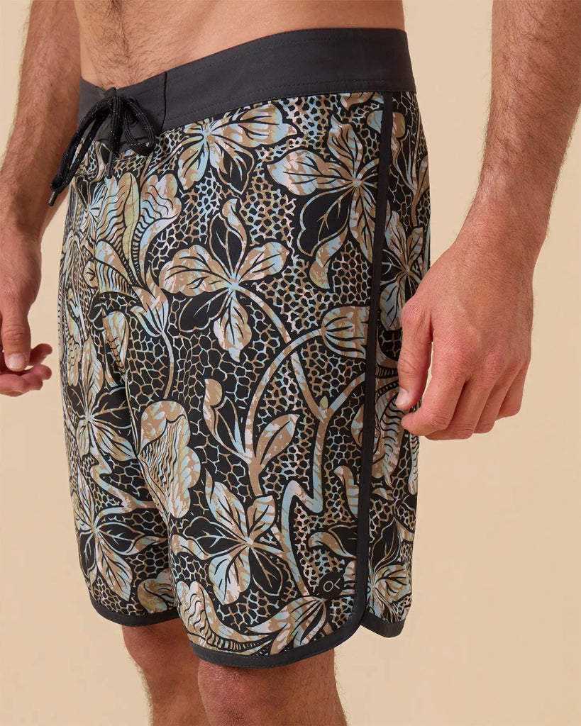 Outerknown Mens Boardshorts All Time Scallop