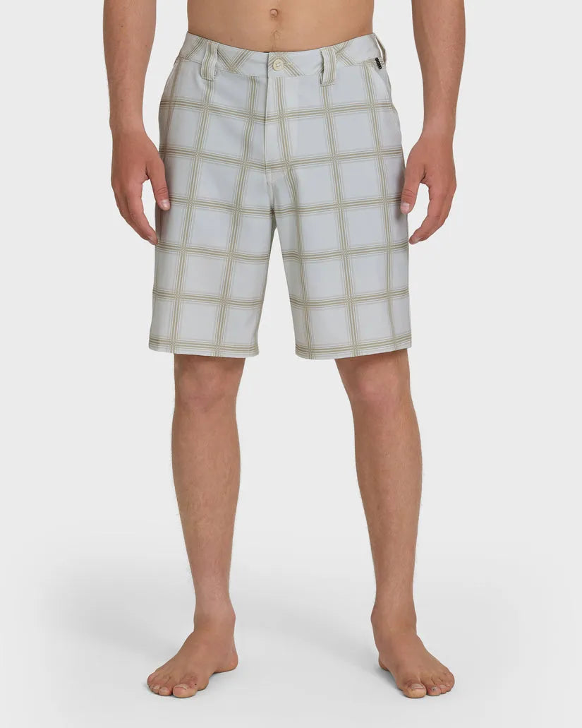 Quiksilver Mens Shorts Union Print Amphibian 20" Hybrid