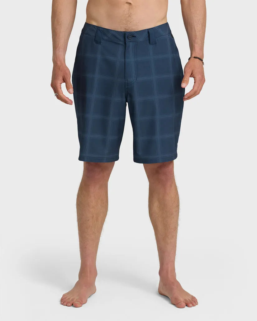Quiksilver Mens Shorts Union Print Amphibian 20" Hybrid