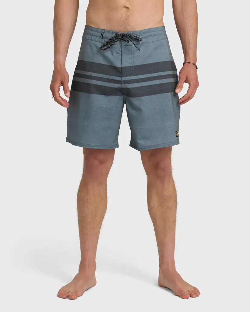 Quiksilver Mens Boardshorts Surfsilk Street 18"