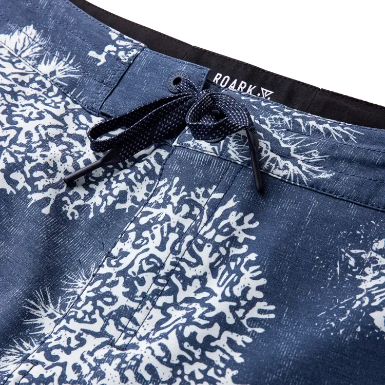 Roark Revival Mens Boardshorts Chiller Scallop