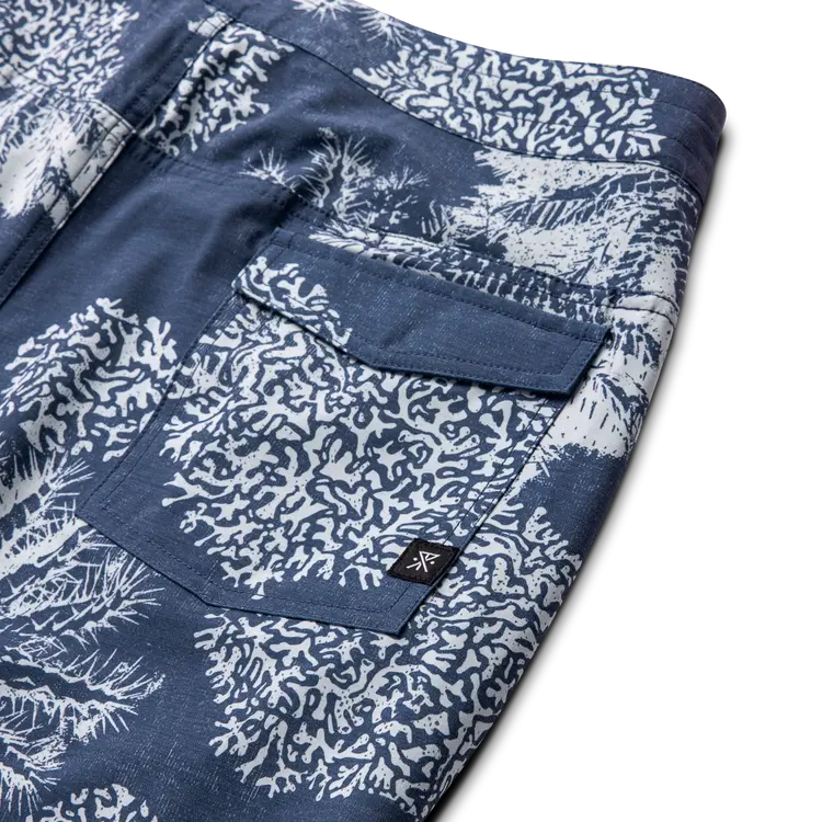 Roark Revival Mens Boardshorts Chiller Scallop