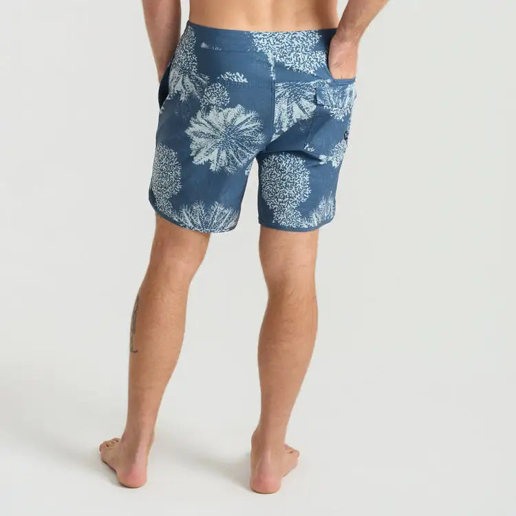 Roark Revival Mens Boardshorts Chiller Scallop