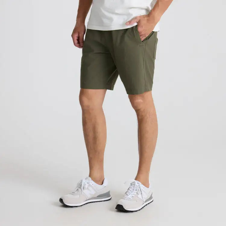 Roark Revival Mens Shorts Layover Pro Traveler