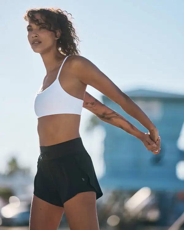 Vuori Womens Shorts Daily Speed Short 2.5