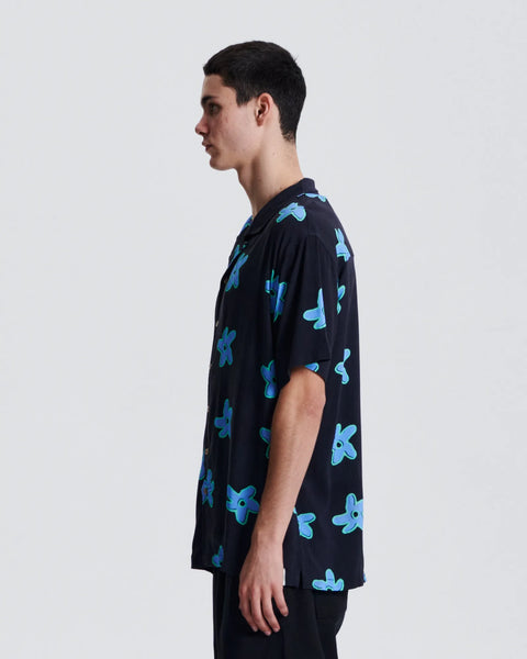 The Critical Slide Society Mens Woven Seeker Resort
