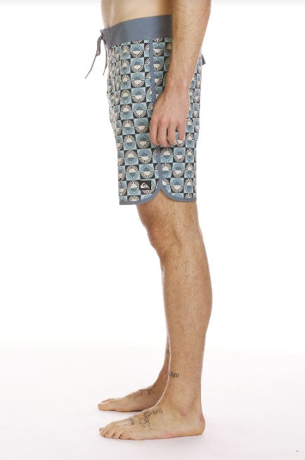 Quiksilver Mens Boardshorts Surfsilk Scallop 19