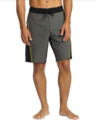 Billabong Mens Boardshorts Straddie Pro Performance 20"