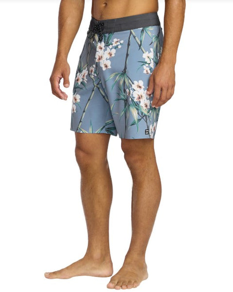 Billabong Mens Boardshorts Sundays Pro Performance 18.5