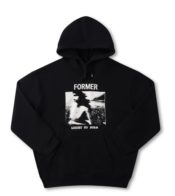 Former Mens Sweatshirt Shunning Hood