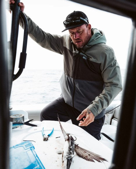 Salty Crew Mens Jacket Long Range