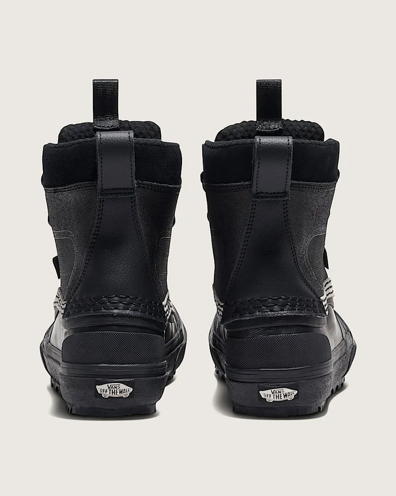 Vans Mens Boots Standard Mid Boa Waterproof Boot