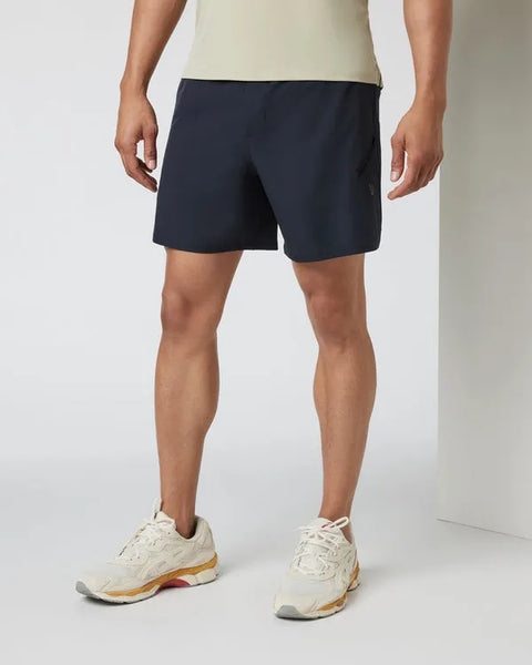 Vuori Mens Shorts Qualify Run Short Lined 6